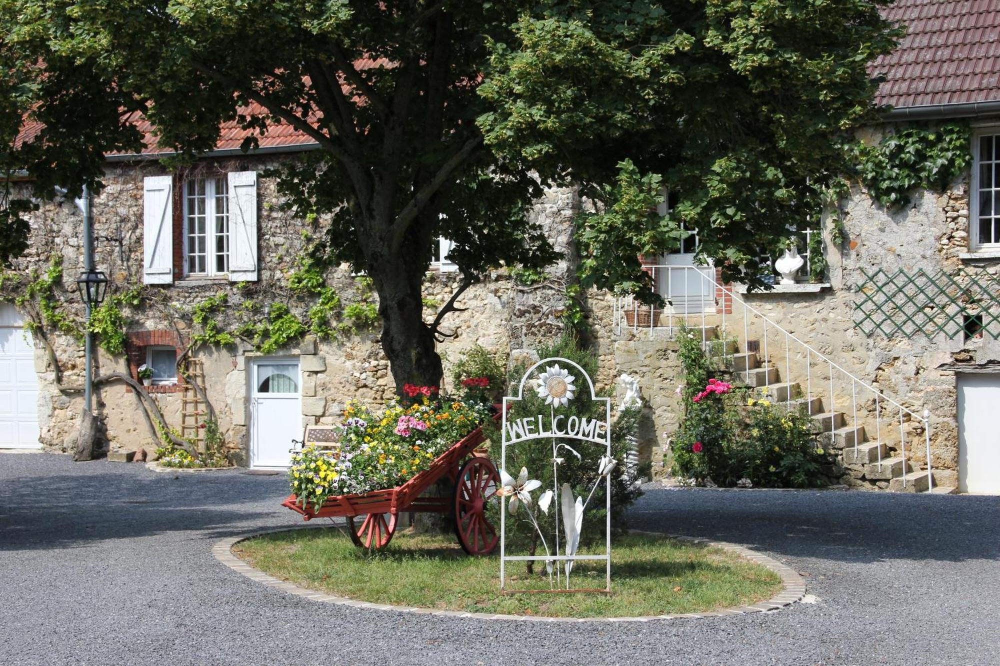 Bed and Breakfast Domaine Du Moulin De L'Etang Chatillon-sur-Marne Екстер'єр фото