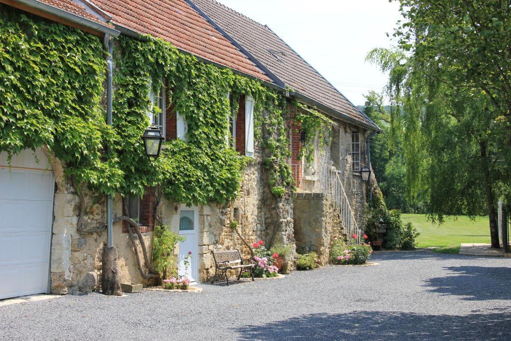 Bed and Breakfast Domaine Du Moulin De L'Etang Chatillon-sur-Marne Екстер'єр фото